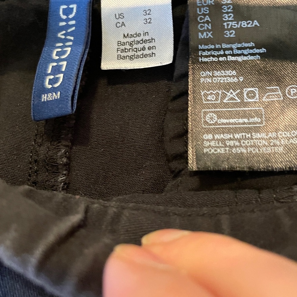 H&M Black Straight Jeans Classic Fit - Picture 4 of 5